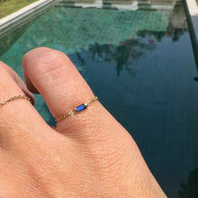 Load image into Gallery viewer, Ring MAXINE 18K Gold Chain Ring Blue Sapphire Baguette Cut 0.06ct
