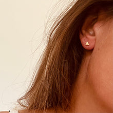 Load image into Gallery viewer, Earrings HELENE  Small Triangle Delicates Pyramids 18K Gold
