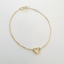 Load image into Gallery viewer, Bracelet LEILA - Chain Bracelet With Heart 18K Gold
