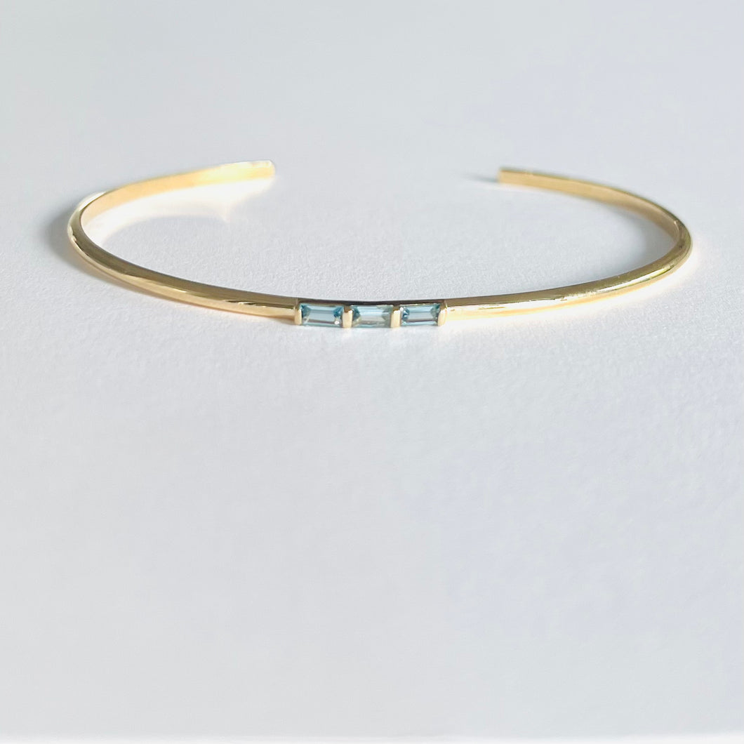 Bracelet ROMY - Open Bangle & Baguette Trio Topaze 18K Gold