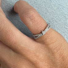 Load image into Gallery viewer, Ring DANY - Twist Diamond Ring 18K Solid Gold
