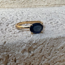 Load image into Gallery viewer, Ring SALI - Blue Sapphire Ring 18K Gold 1.2ct
