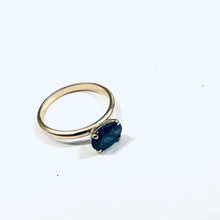 Load image into Gallery viewer, Ring SALI - Blue Sapphire Ring 18K Gold 1.2ct
