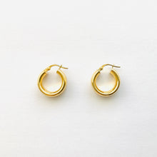 Load image into Gallery viewer, Earrings ANNE - 18K Yellow Gold Hollow Hoop Earrings
