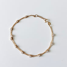 Load image into Gallery viewer, Bracelet SACHA -  Thin Double Chain with 12 diamonds 18K Gold

