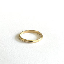 Load image into Gallery viewer, Ring CHRIS half bubbled 18K Solid Gold Ring
