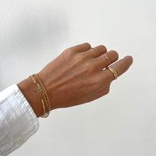 Load image into Gallery viewer, Ring ANGI -  Bubbled 18K Solid Gold Ring
