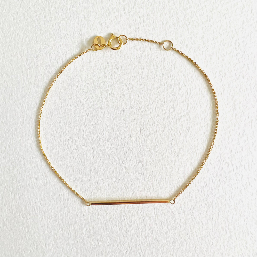 Bracelet LOUISE - Extra thin chain with gold Baguette 18K Gold