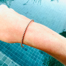 Load image into Gallery viewer, Bracelet Bangle Francoise - Open Bangle Bubble 18K Gold
