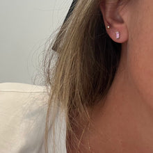 Load image into Gallery viewer, Earrings MARYSE - Baguette Pink Sapphire - 18K gold
