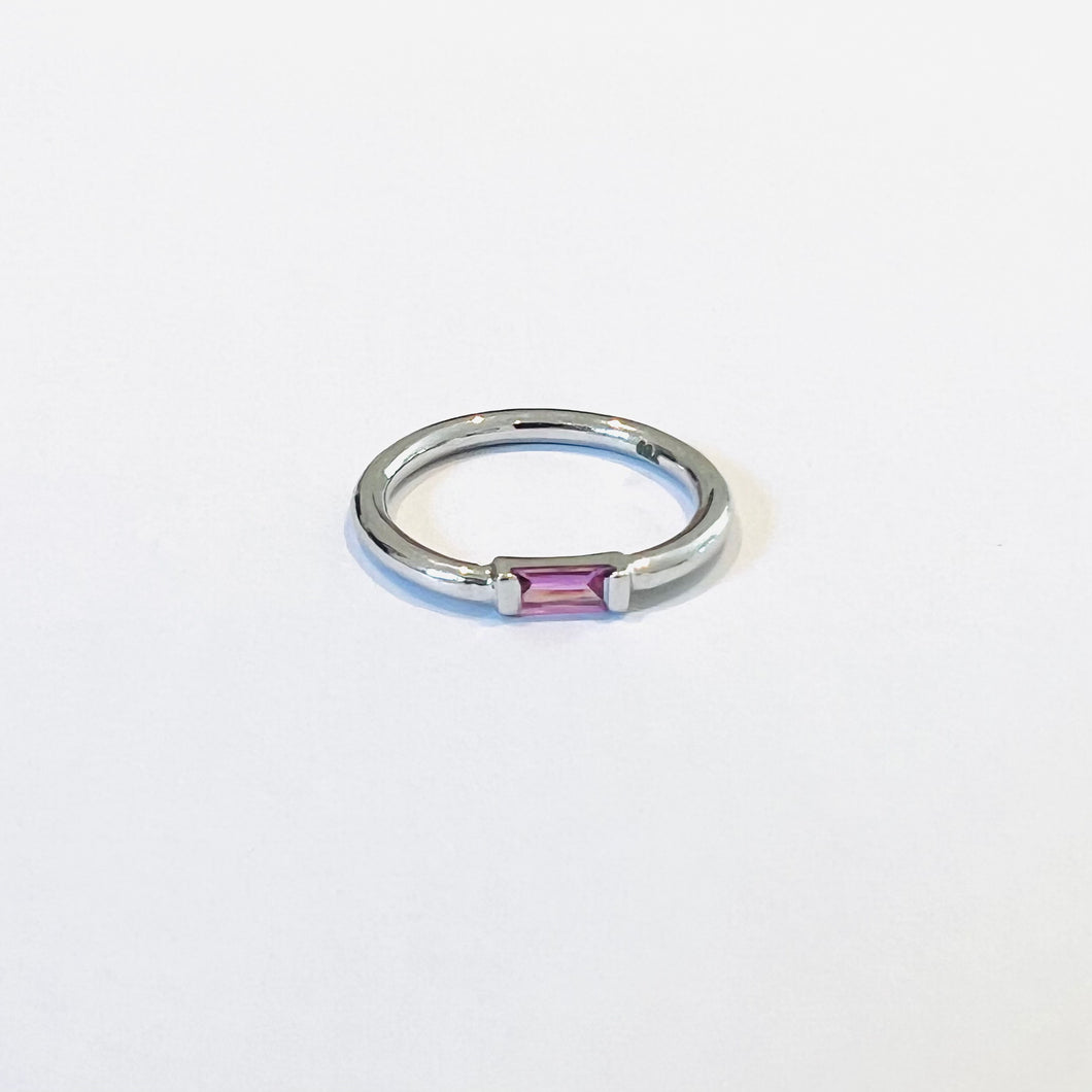 Ring Mary 18K Gold Ring Pink Sapphire Baguette Cut