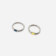 Load image into Gallery viewer, Ring AUDE 18K Gold Ring Blue Sapphire Baguette Cut
