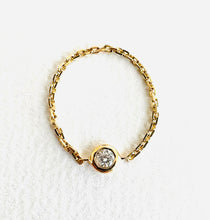 Load image into Gallery viewer, Ring SIMONE - 18K Gold Chain Ring &amp; Round Diamond Cut 0.10 carat
