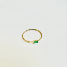 Load image into Gallery viewer, Ring OLIVIA 18K Gold Ring and Emerald Baguette Cut 0.06ct
