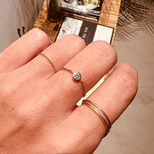 Load image into Gallery viewer, Ring SIMONE - 18K Gold Chain Ring &amp; Round Diamond Cut 0.10 carat
