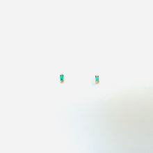 Load image into Gallery viewer, Earrings CHARLOTTE - Baguette Emeralds - 18K Gold
