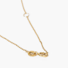 Load image into Gallery viewer, Bracelet ANNE-SO - Extra Thin Chain Classic and Delicate 18k gold
