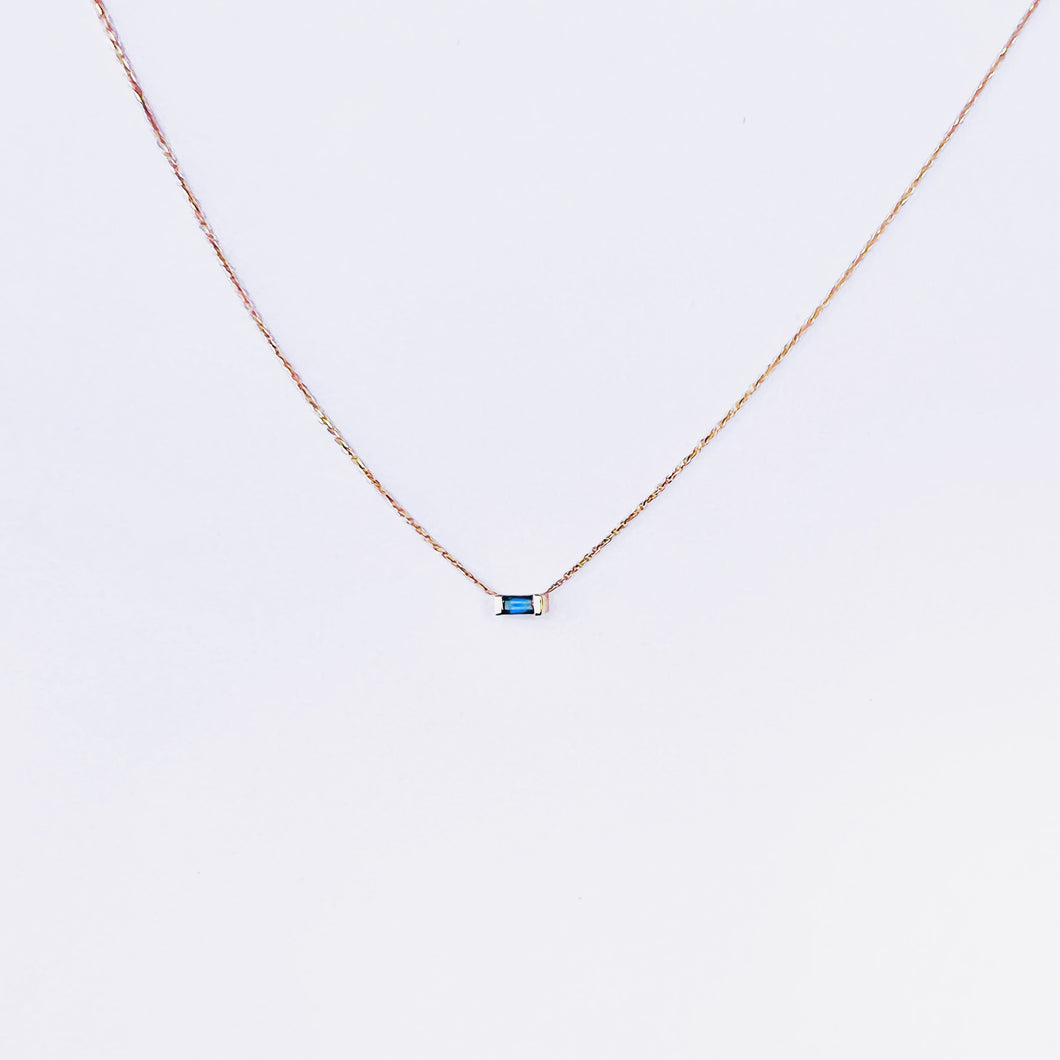 Necklace REGINE 18K Gold Necklace & Baguette Blue Sapphire